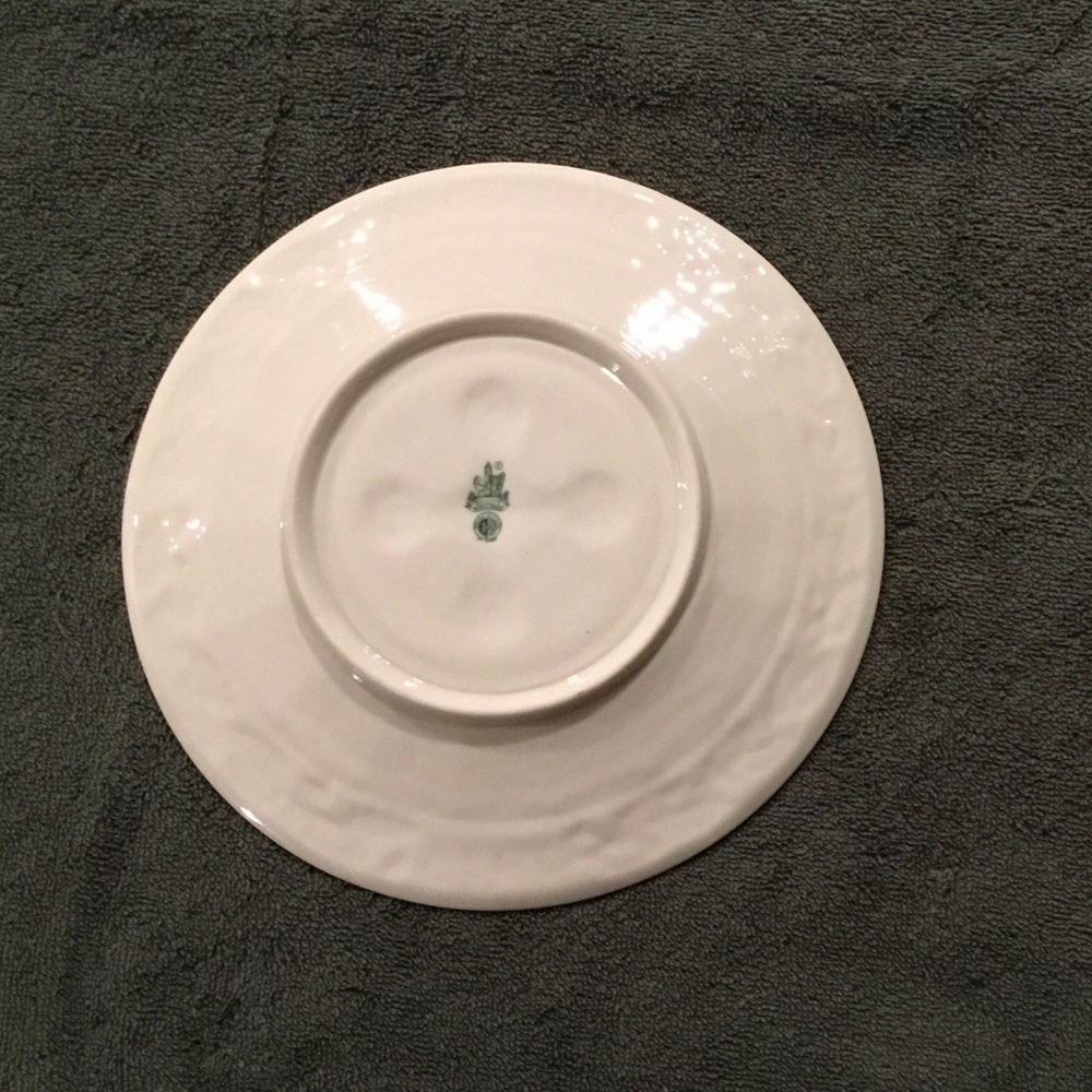 Belleek Christmas Plate 1975 Celtic Cross - Picture 2 of 3